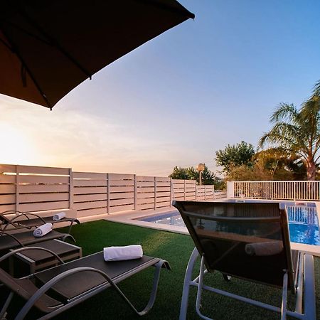 Villa Romeo 2Km From Ibiza Town And 1Km From Talamanca Beach Santa Eularia des Riu Bagian luar foto